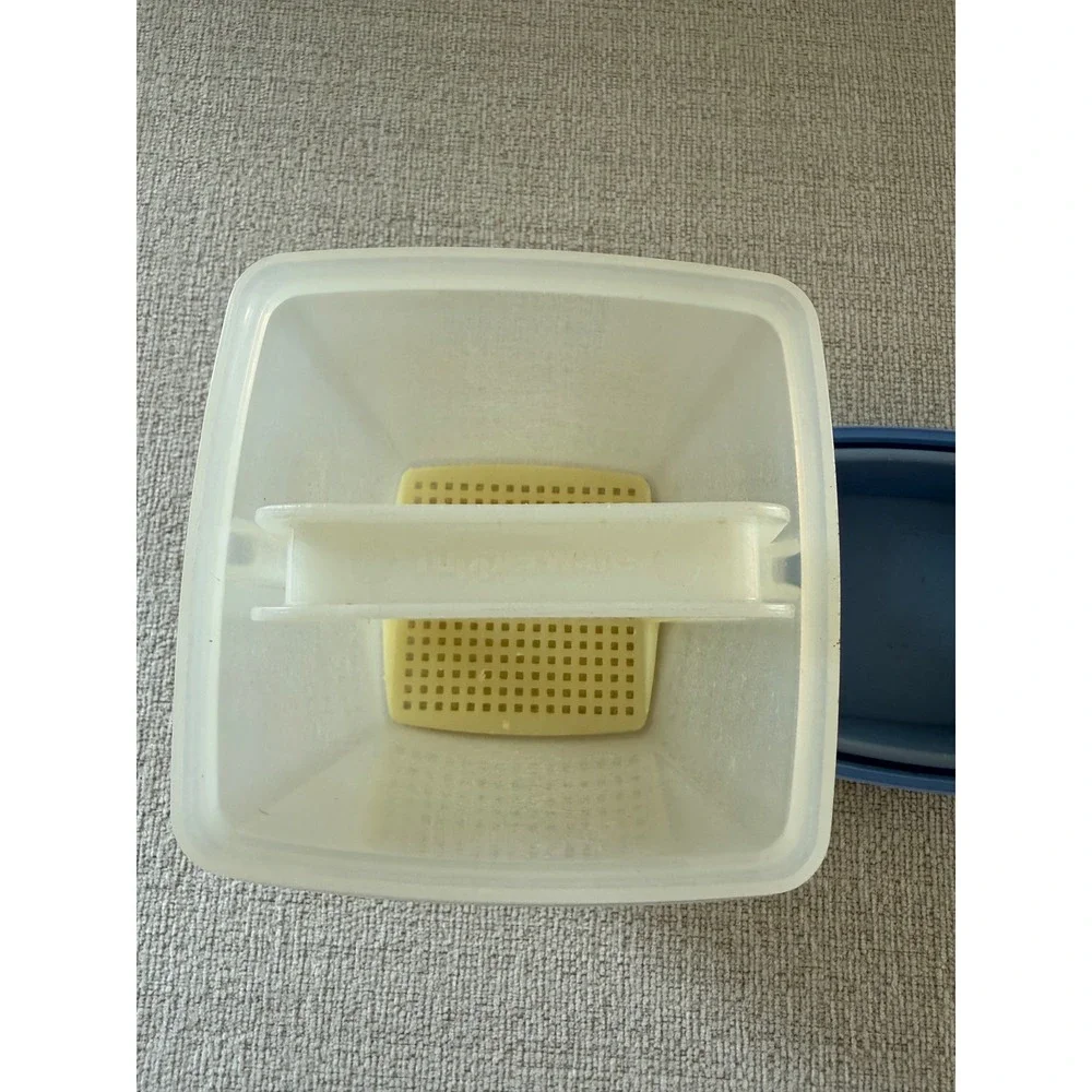 Vintage Tupperware Pickle Veggie Keeper 1560 Blue Lid Pick A Deli Large Complete